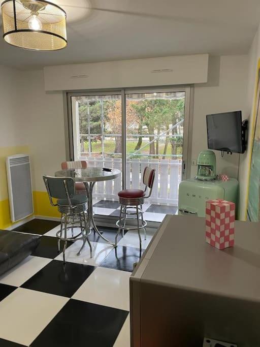 Studio Sixties - 180M Plage Saint-Georges-de-Didonne Exterior foto